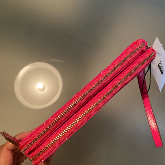 Kate Landry wallet - Picture 7 of 12